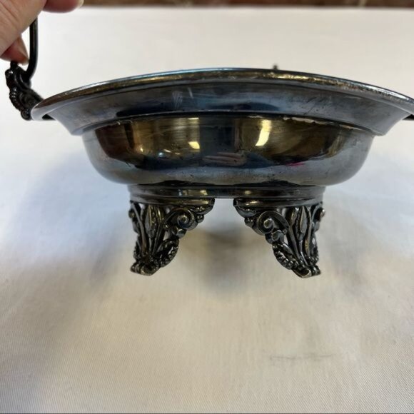 Vintage Simpson Hall Miller & Co #176 Victorian Silver Plated Bridal Basket - Picture 6 of 7